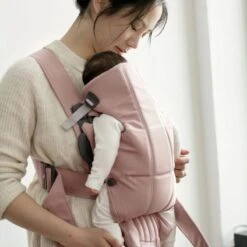 BabyBjörn Mini Cotton Draagzak -Baby Product Winkel babybj rn mini cotton draagzak oudroze 3