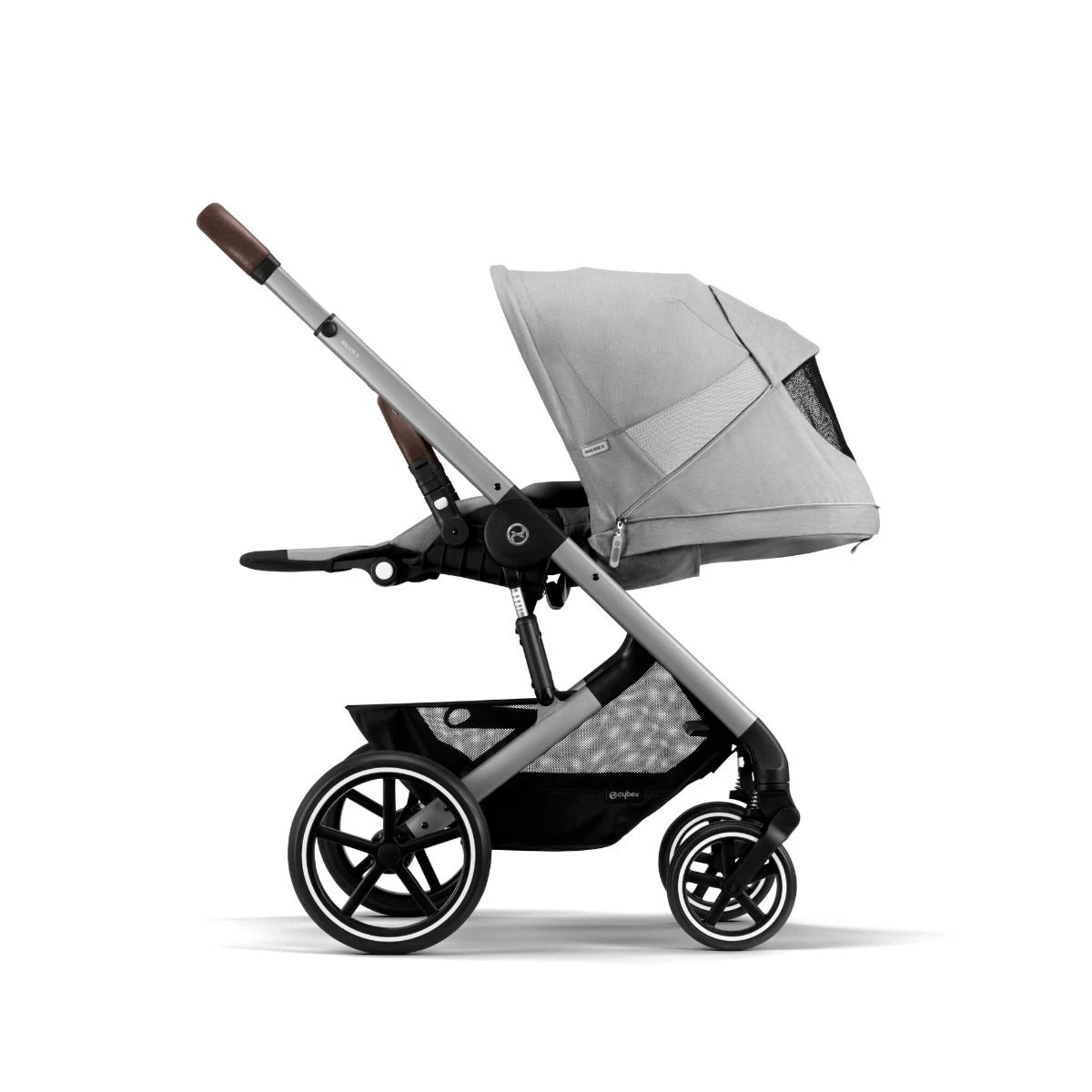 Cybex Balios S Lux Travelsystem Lava Grey - Silver Frame 2023 Met Aton S2 10 Cybex Balios S Lux Travelsystem Lava Grey - Silver Frame 2023 Met Aton S2 - Afbeelding 8