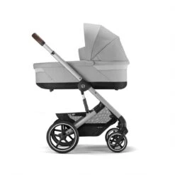 Cybex Balios S Lux Travelsystem Lava Grey - Silver Frame 2023 Met Aton S2 23 Cybex Balios S Lux Travelsystem Lava Grey - Silver Frame 2023 Met Aton S2 -Baby Product Winkel cybex balios s lux silver lava grey 5 2