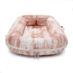 DockAtot Deluxe+ Nestje Ginger Shibori 10 DockAtot Deluxe+ Nestje Ginger Shibori -Baby Product Winkel dockatot deluxe nestje ginger shibori 3